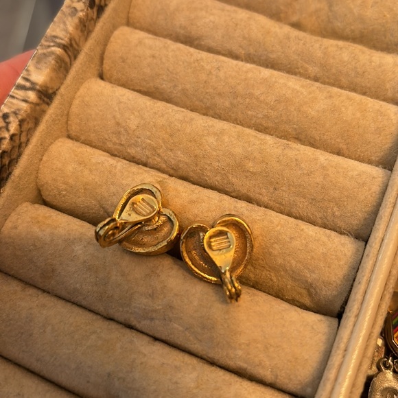 Gold / Silver heart earnings - Picture 3 of 4